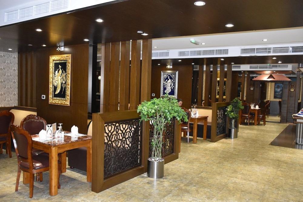 Clifton International Hotel Fujairah Eksteriør billede